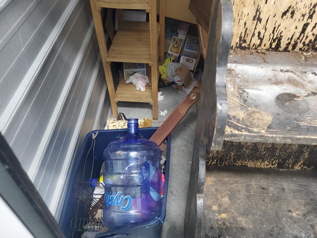 Storage Unit Auction in Vonore, TN at American Self Storage Vonore ends